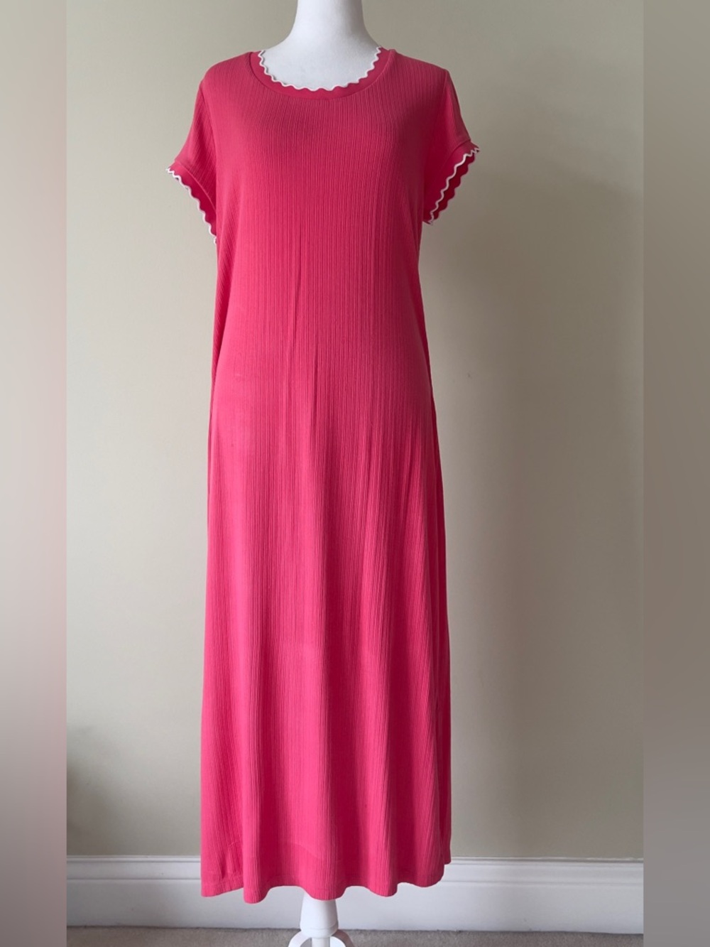 Tommy Hilfiger Women’s Round Neck Short Sleeve Ribbed Hot Pink Midi Dress EUC - Picture 5 of 10